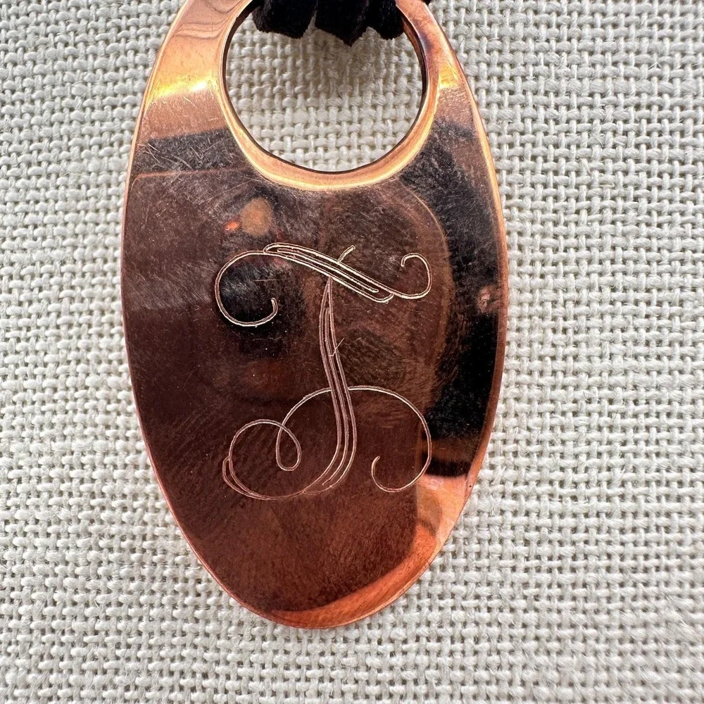 Vintage 90s Copper Monogram Initial‎ T Pendant Necklace Black Suede Cord Jewelry